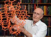 Australian Prof Wins Nobel Chemistry Prize for Groundbreaking Discovery