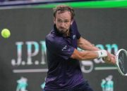 Medvedev vs De Minaur: Shanghai Quarter-Final Clash