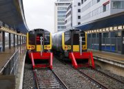 Christmas travel: Trains hit by strikes