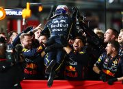 Verstappen Clinches Las Vegas Victory to Stay in Title Race